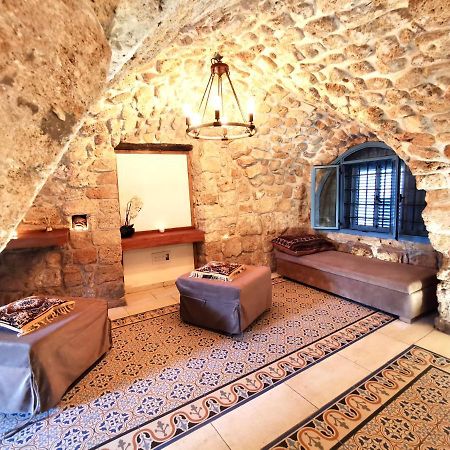 Unique Crusader Apartment In Old アッコ エクステリア 写真